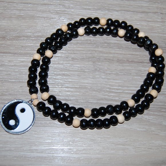 Tai chi Necklace,Yin Yang Necklace,Wood Necklace,Ethnic Necklace,8mm Wood Beads - Picture 3 of 3